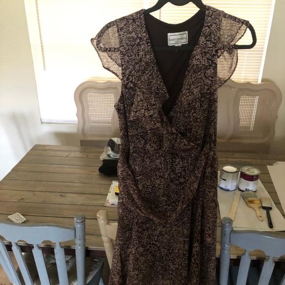 karin stevens Dresses & Skirts - Karin Stevens barely worn wrap dress.